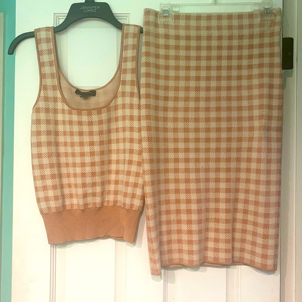 Ann Taylor matching sweater vest and skirt size XS